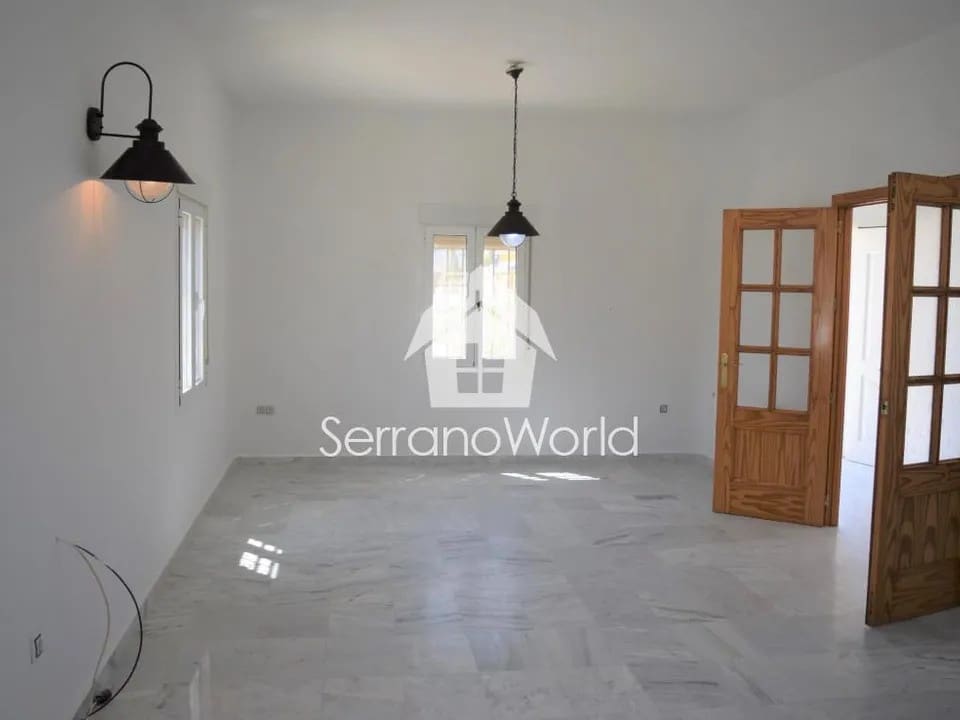 3 bedroom Semi-detached Villa for rent in Almanzora with garage - € 850 (Ref: 9867626)