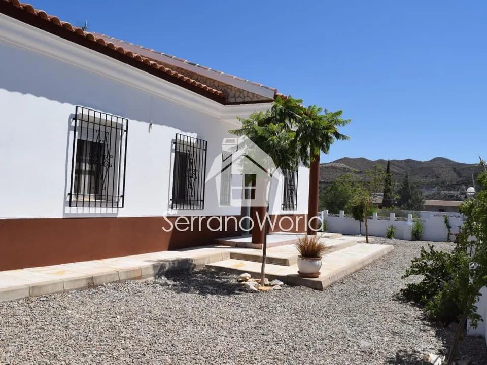 3 bedroom Semi-detached Villa for rent in Almanzora with garage - € 850 (Ref: 9867626)