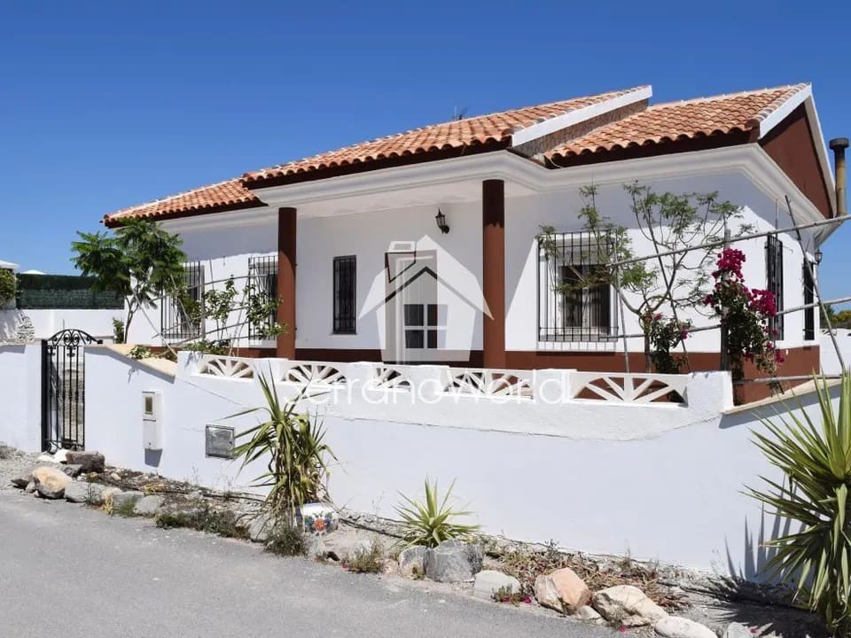 3 bedroom Semi-detached Villa for rent in Almanzora with garage - € 850 (Ref: 9867626)