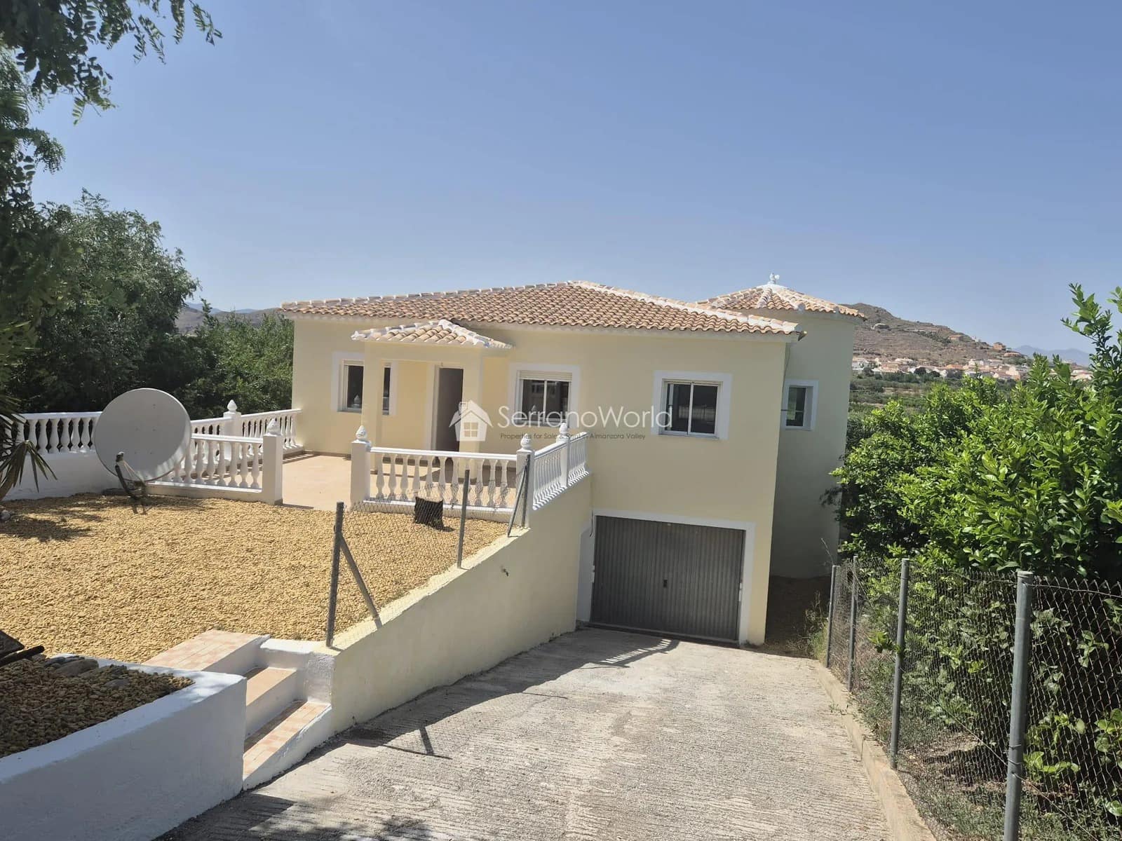 3 slaapkamer Villa te koop in Almanzora met garage - € 199.000 (Ref: 9924899)