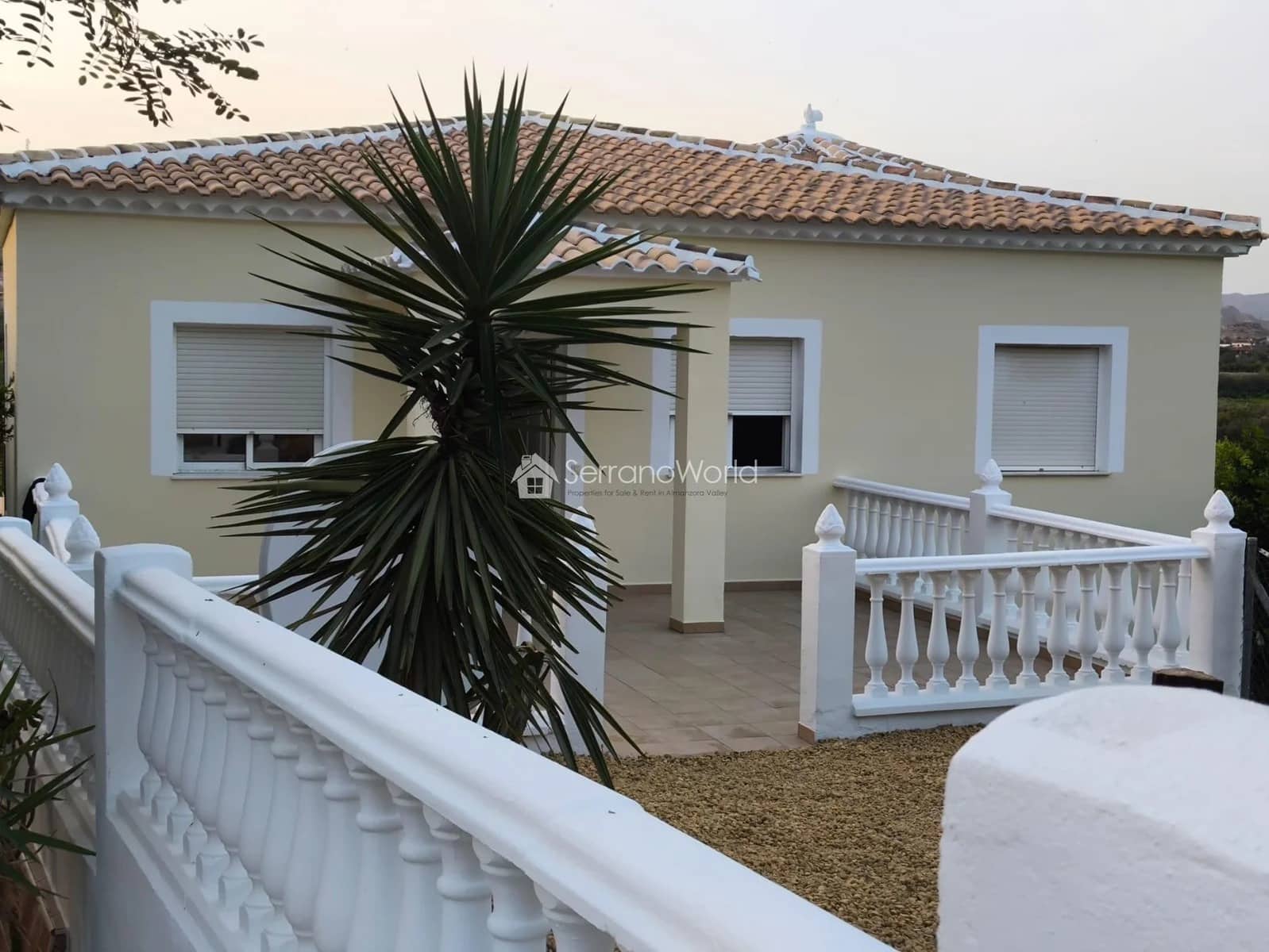 3 slaapkamer Villa te koop in Almanzora met garage - € 199.000 (Ref: 9924899)