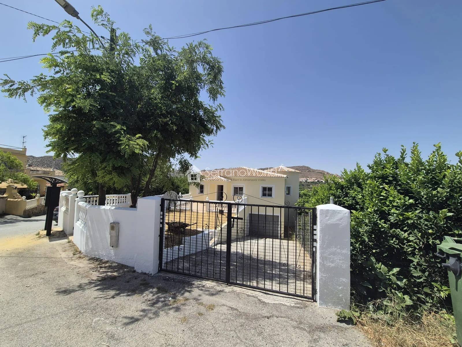 3 slaapkamer Villa te koop in Almanzora met garage - € 199.000 (Ref: 9924899)