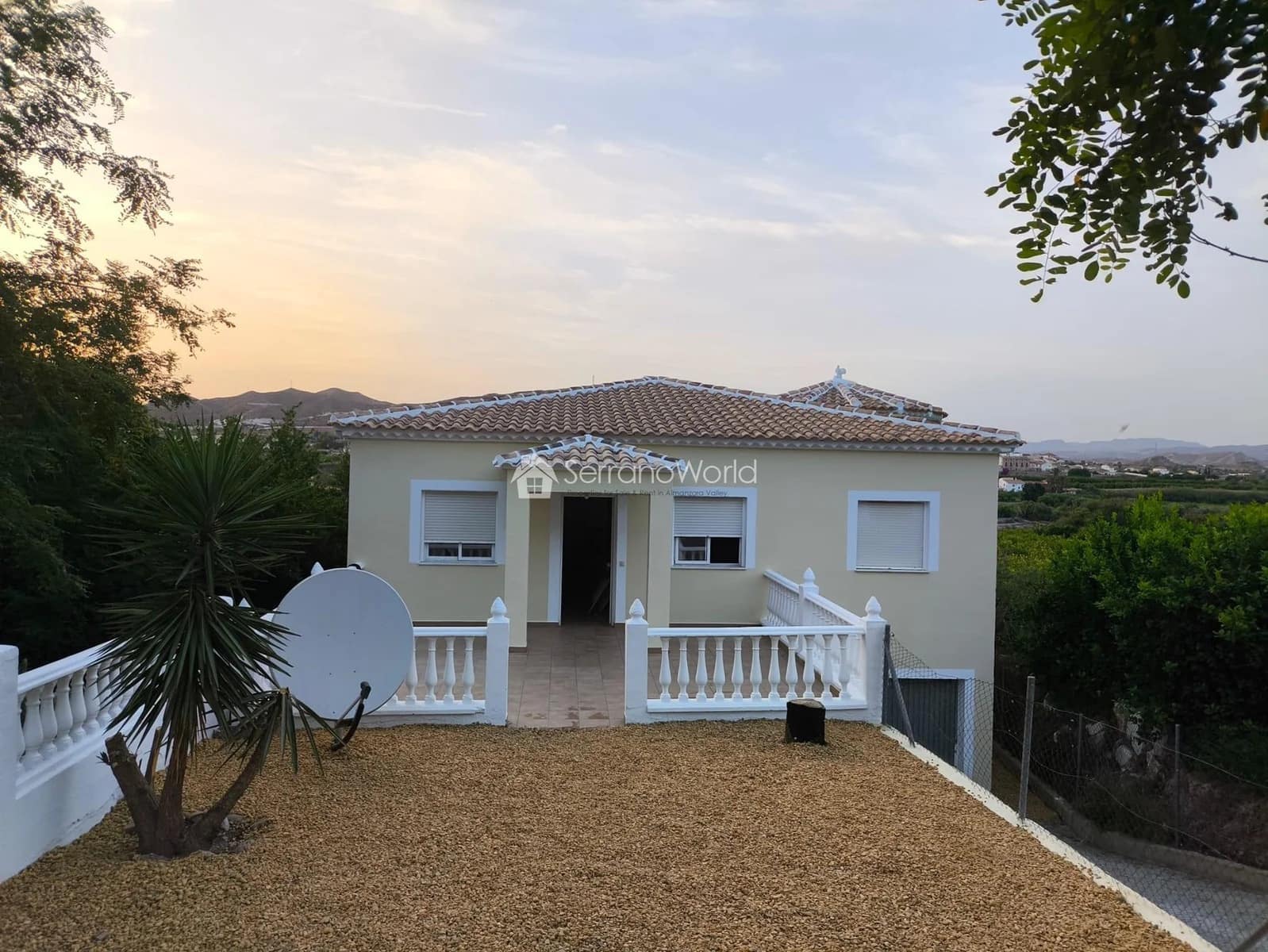 3 slaapkamer Villa te koop in Almanzora met garage - € 199.000 (Ref: 9924899)