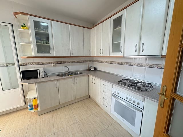 3 makuuhuone Huoneisto vuokrattavana paikassa Albox - 600 € (Ref: 9927919)