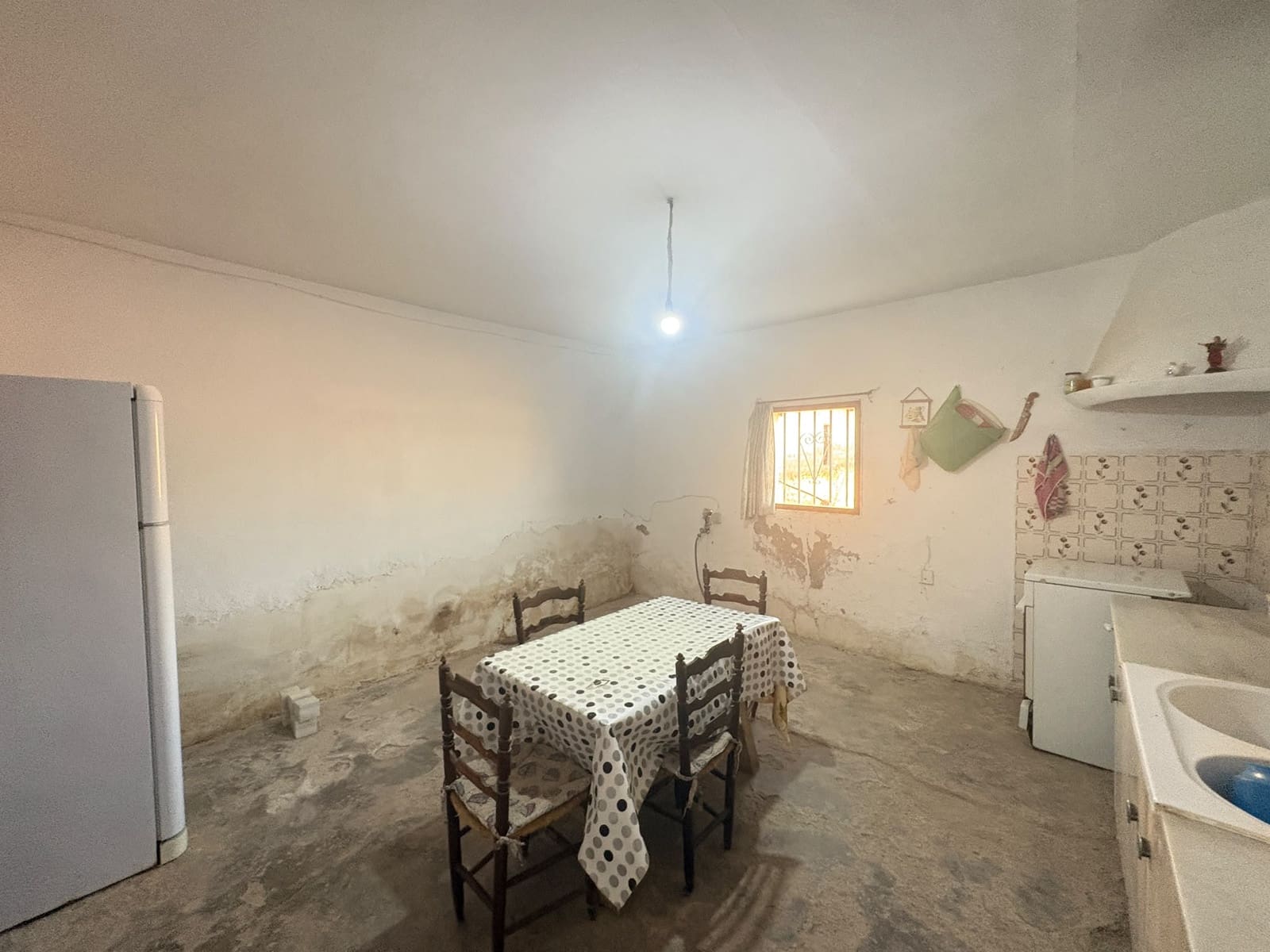 5 soveværelse Finca/Landehus til salg i Cantoria - € 135.000 (Ref: 9958347)