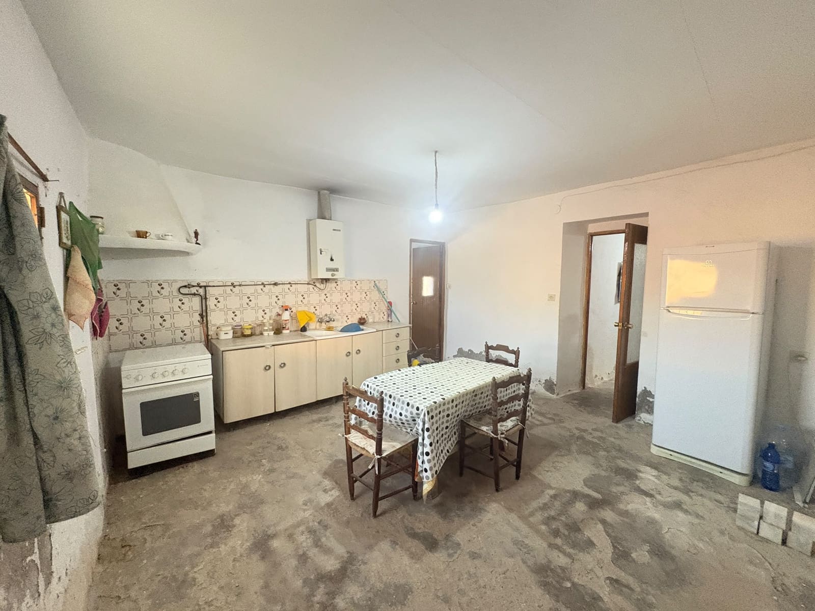 5 soveværelse Finca/Landehus til salg i Cantoria - € 135.000 (Ref: 9958347)