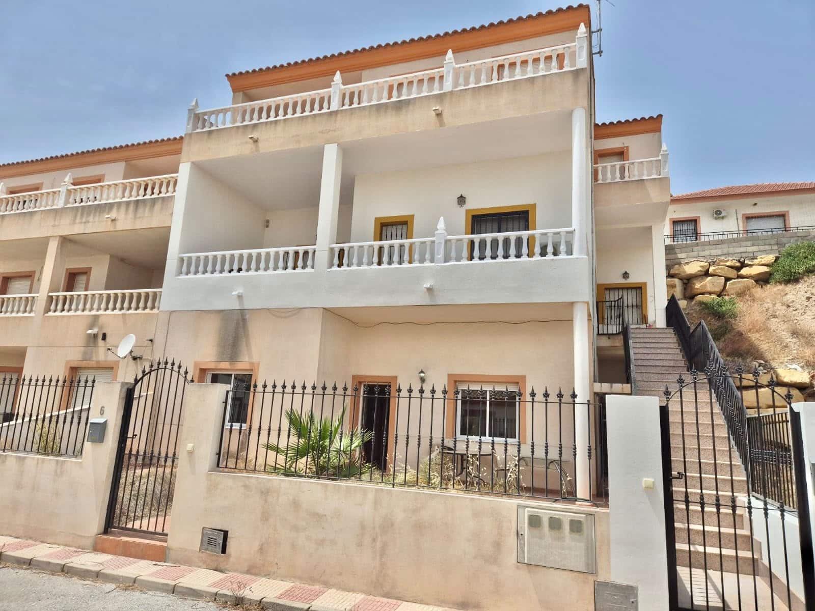 3 soveværelse Byhus til salg i Almanzora med garage - € 125.000 (Ref: 9969071)