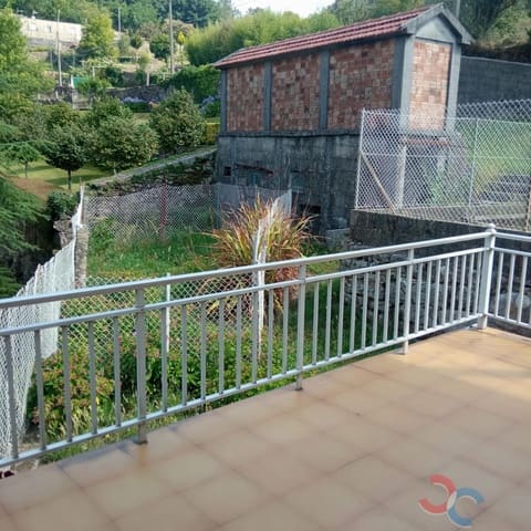 4 quarto Quinta/Casa Rural para venda em Campo Lameiro - 115 000 € (Ref: 10005748)