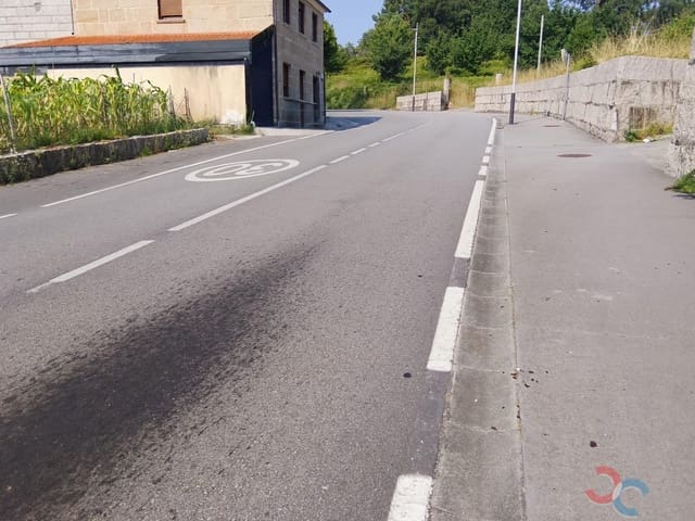 Finca/Herregård til salgs i Poio - € 15 000 (Ref: 10012654)