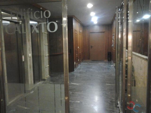 3 bedroom Office for sale in Pontevedra city - € 60,000 (Ref: 10015726)