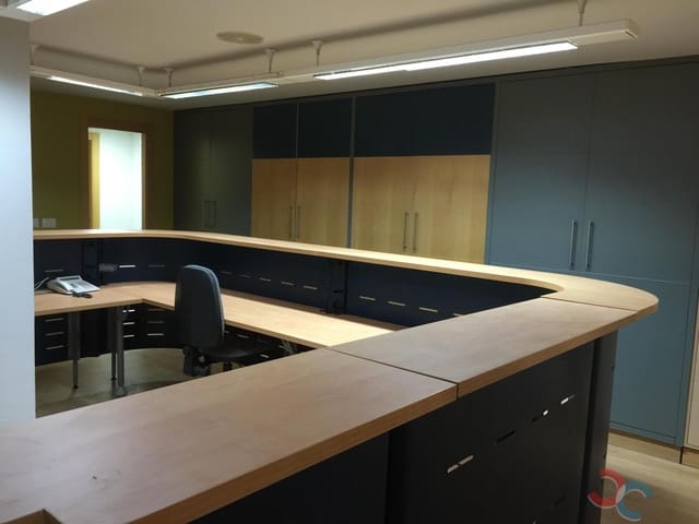 3 bedroom Office for sale in Pontevedra city - € 60,000 (Ref: 10015726)