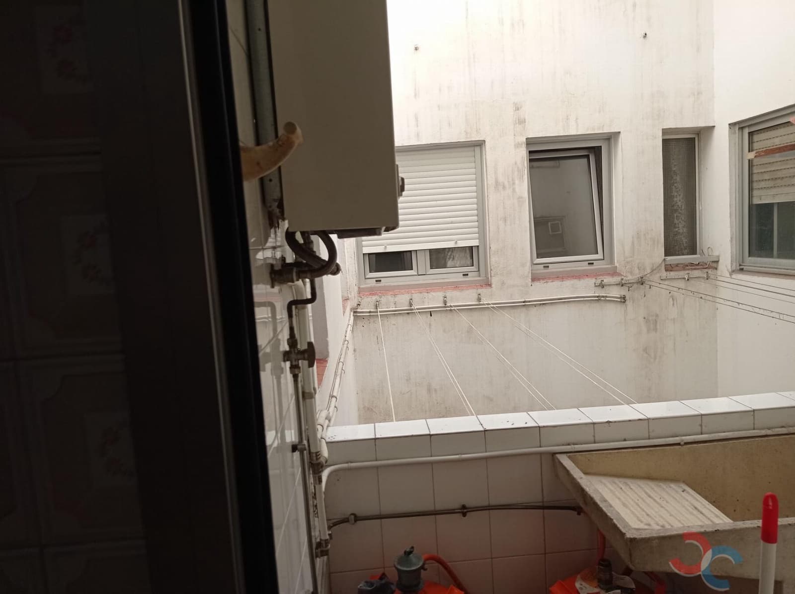 4 bedroom Flat for sale in Marin with garage - € 225,000 (Ref: 10023390)