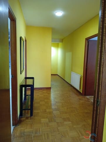 4 slaapkamer Flat te koop in Marín met garage - € 225.000 (Ref: 10023390)