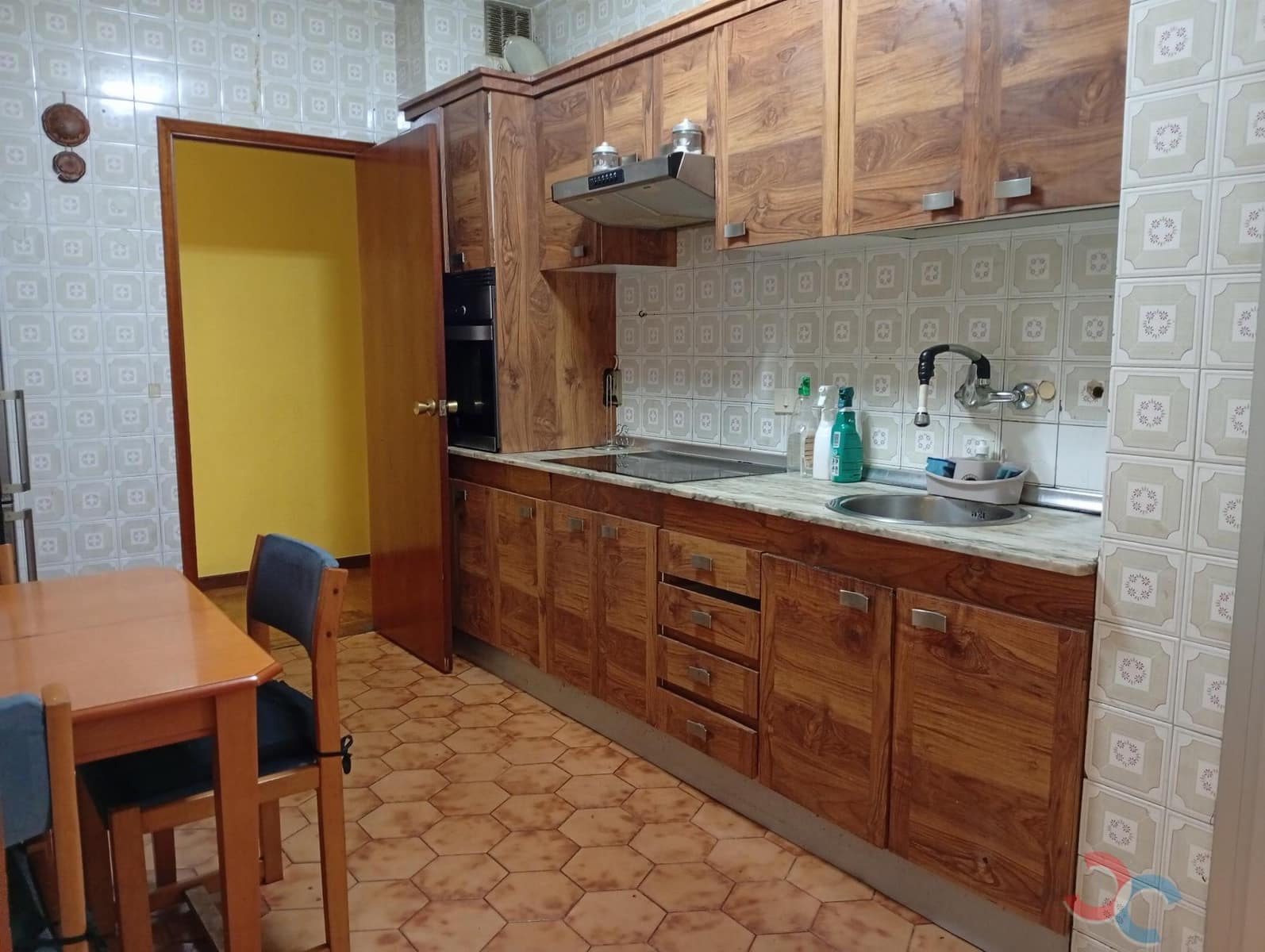 4 bedroom Flat for sale in Marin with garage - € 225,000 (Ref: 10023390)