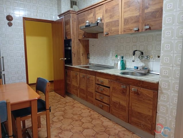 4 slaapkamer Flat te koop in Marín met garage - € 225.000 (Ref: 10023390)