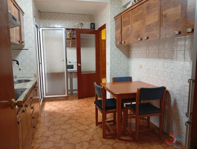 4 slaapkamer Flat te koop in Marín met garage - € 225.000 (Ref: 10023390)
