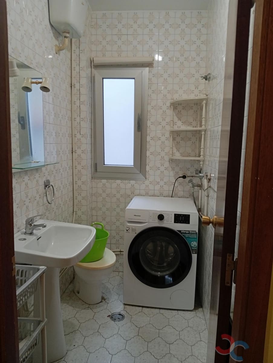 4 bedroom Flat for sale in Marin with garage - € 225,000 (Ref: 10023390)