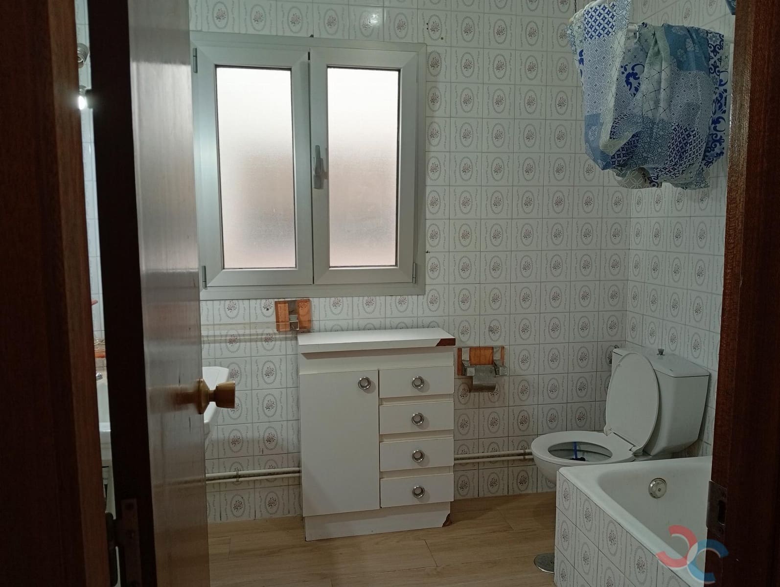 4 bedroom Flat for sale in Marin with garage - € 225,000 (Ref: 10023390)