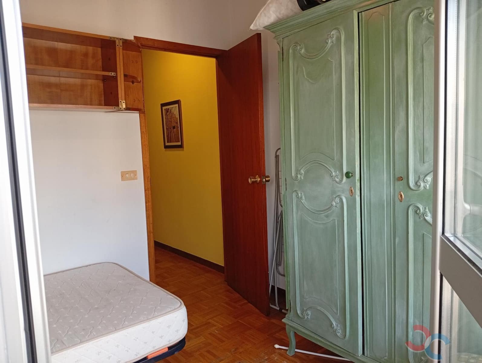 4 bedroom Flat for sale in Marin with garage - € 225,000 (Ref: 10023390)