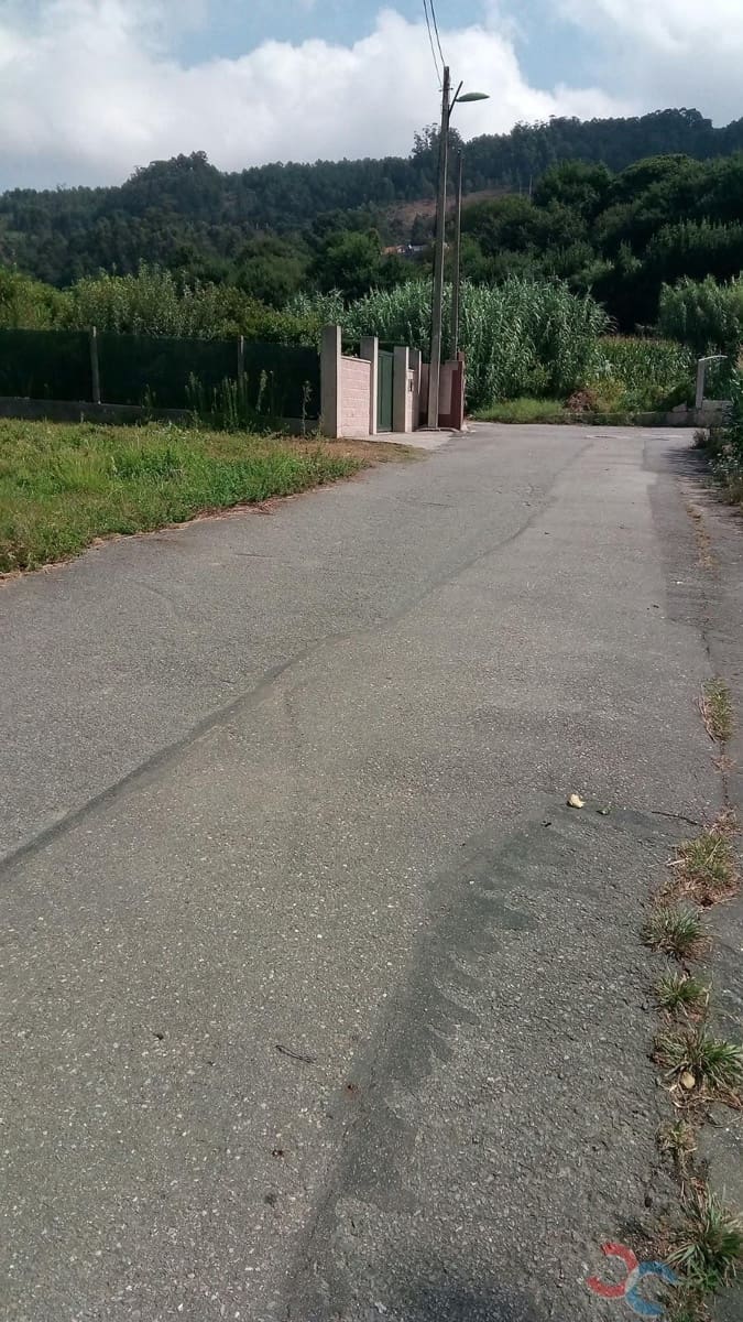 Quinta/Casa Rural para venda em Marin - 20 000 € (Ref: 10034684)