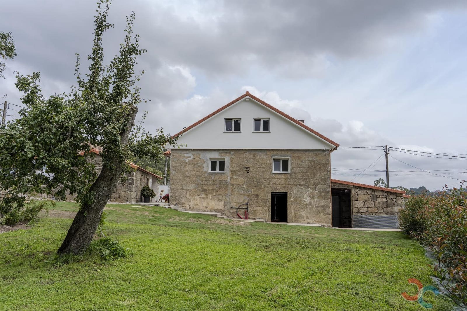 4 bedroom Finca/Country House for sale in Vilaboa with garage - € 460,000 (Ref: 10065691)