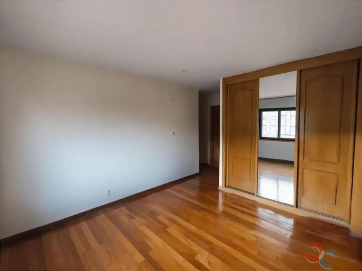 4 bedroom Flat for sale in Marin with garage - € 312,000 (Ref: 10118199)