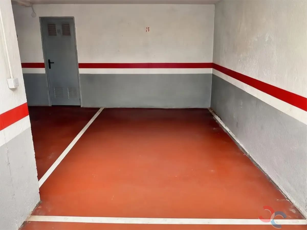 4 bedroom Flat for sale in Marin with garage - € 312,000 (Ref: 10118199)