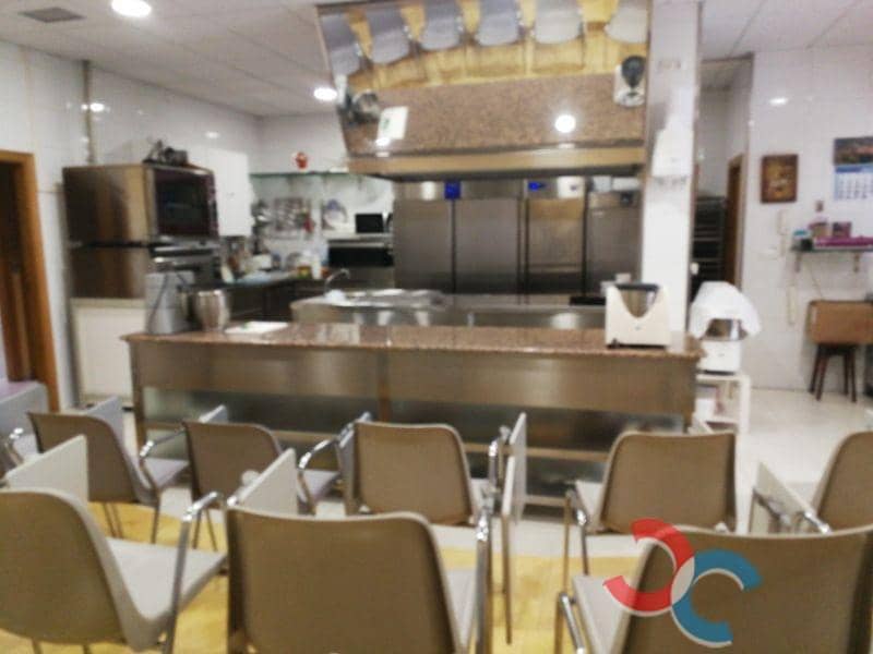 5 slaapkamer Commercieel te koop in Marin - € 150.000 (Ref: 4803065)