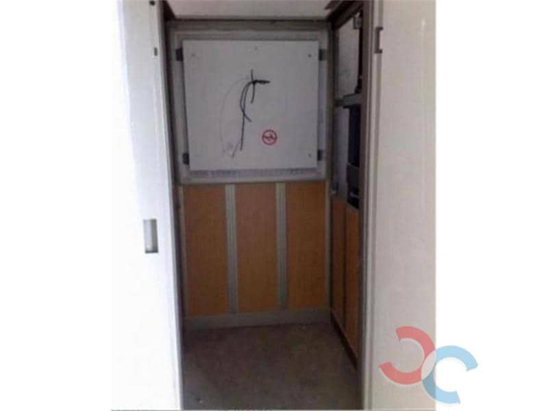 5 soveværelse Semi-Rækkehus til salg i Moana med garage - € 375.000 (Ref: 4803289)