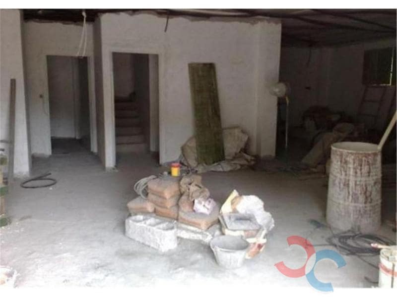 5 soveværelse Semi-Rækkehus til salg i Moana med garage - € 375.000 (Ref: 4803289)