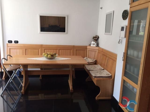 5 bedroom Villa for sale in Ribadavia with garage - € 890,000 (Ref: 4803335)