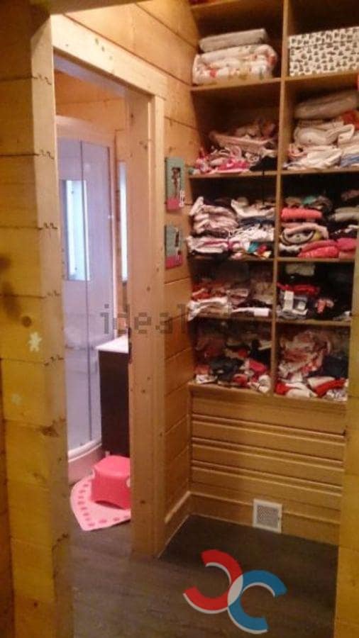 4 bedroom Semi-detached Villa for sale in Vilaboa with garage - € 350,000 (Ref: 4803341)