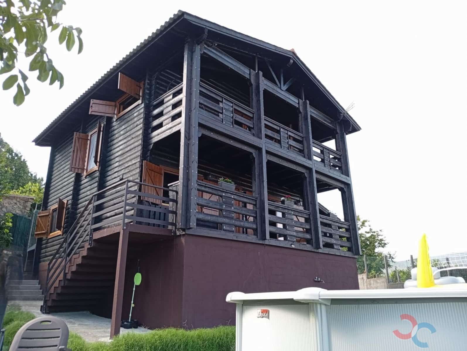 4 bedroom Semi-detached Villa for sale in Vilaboa with garage - € 420,000 (Ref: 4803341)