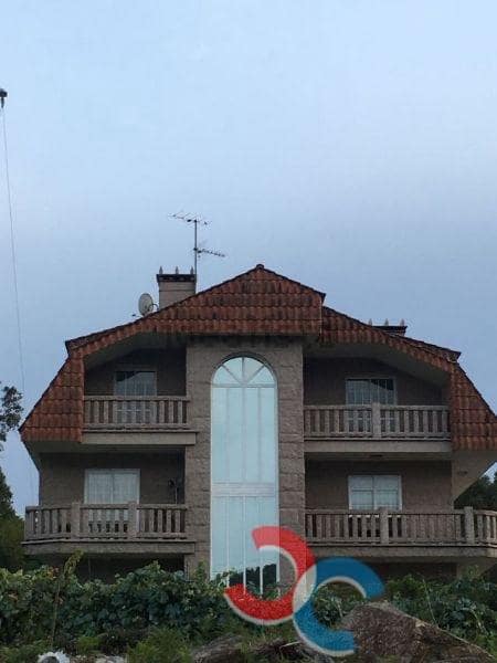 3 soveværelse Villa til salg i Arcade med garage - € 400.000 (Ref: 4803405)