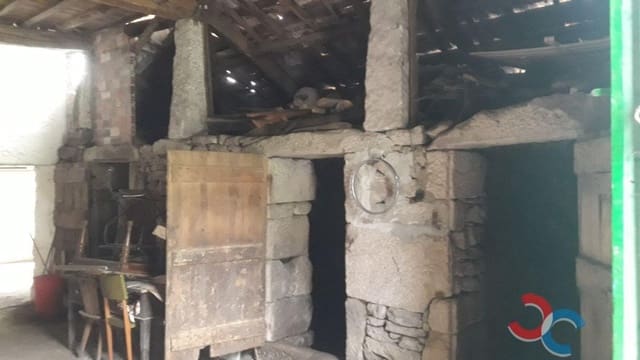 5 chambre Villa/Maison Semi-Mitoyenne à vendre à Marín avec garage - 200 000 € (Ref: 4803424)