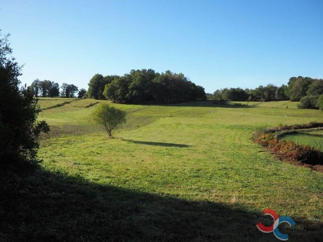 4 bedroom Villa for sale in Forcarei - € 75,000 (Ref: 4803448)