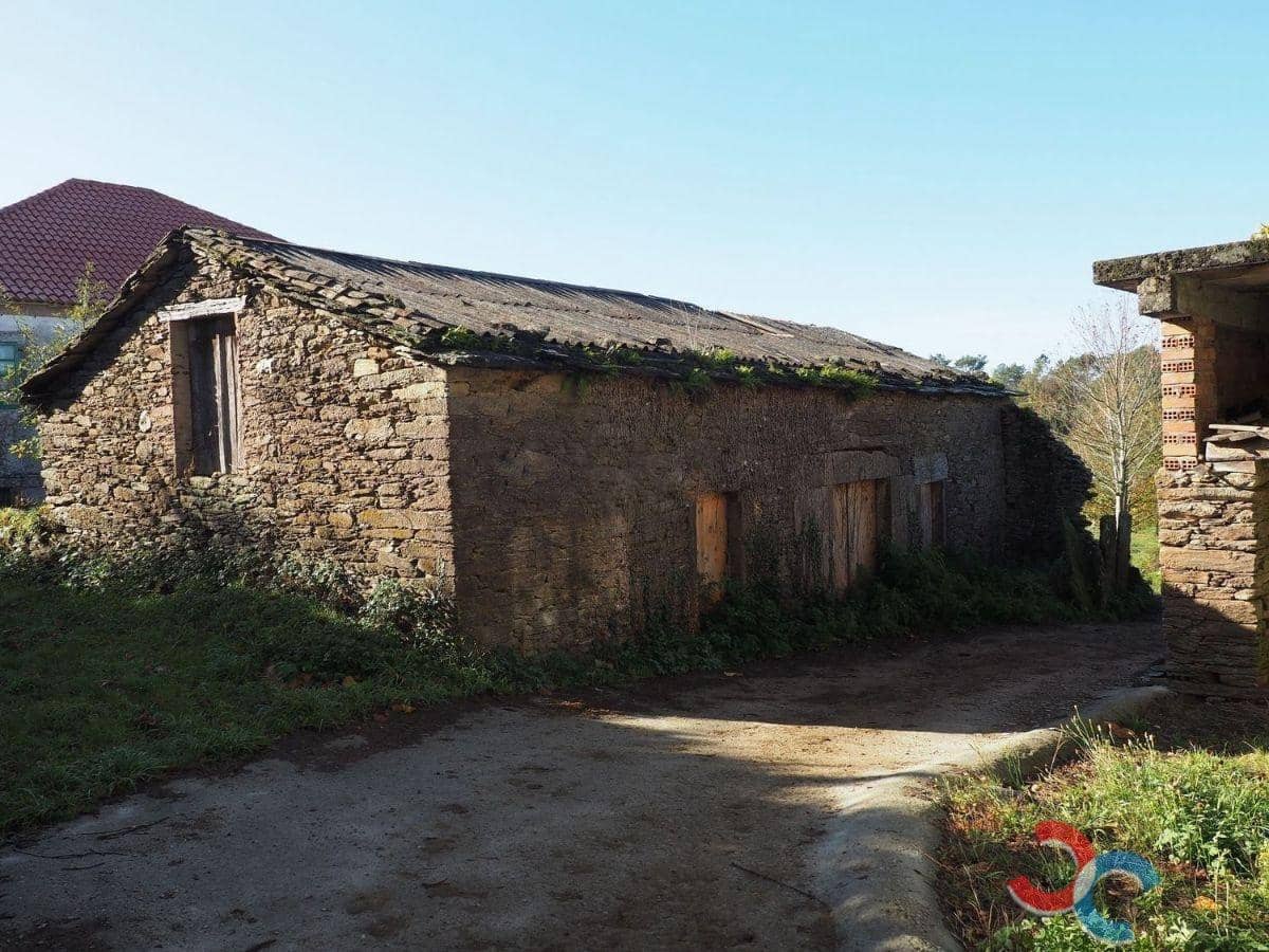 4 soverom Villa til salgs i Forcarei - € 75 000 (Ref: 4803448)