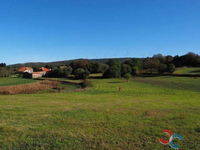 4 makuuhuone Huvila myytävänä paikassa Forcarei - 75 000 € (Ref: 4803448)