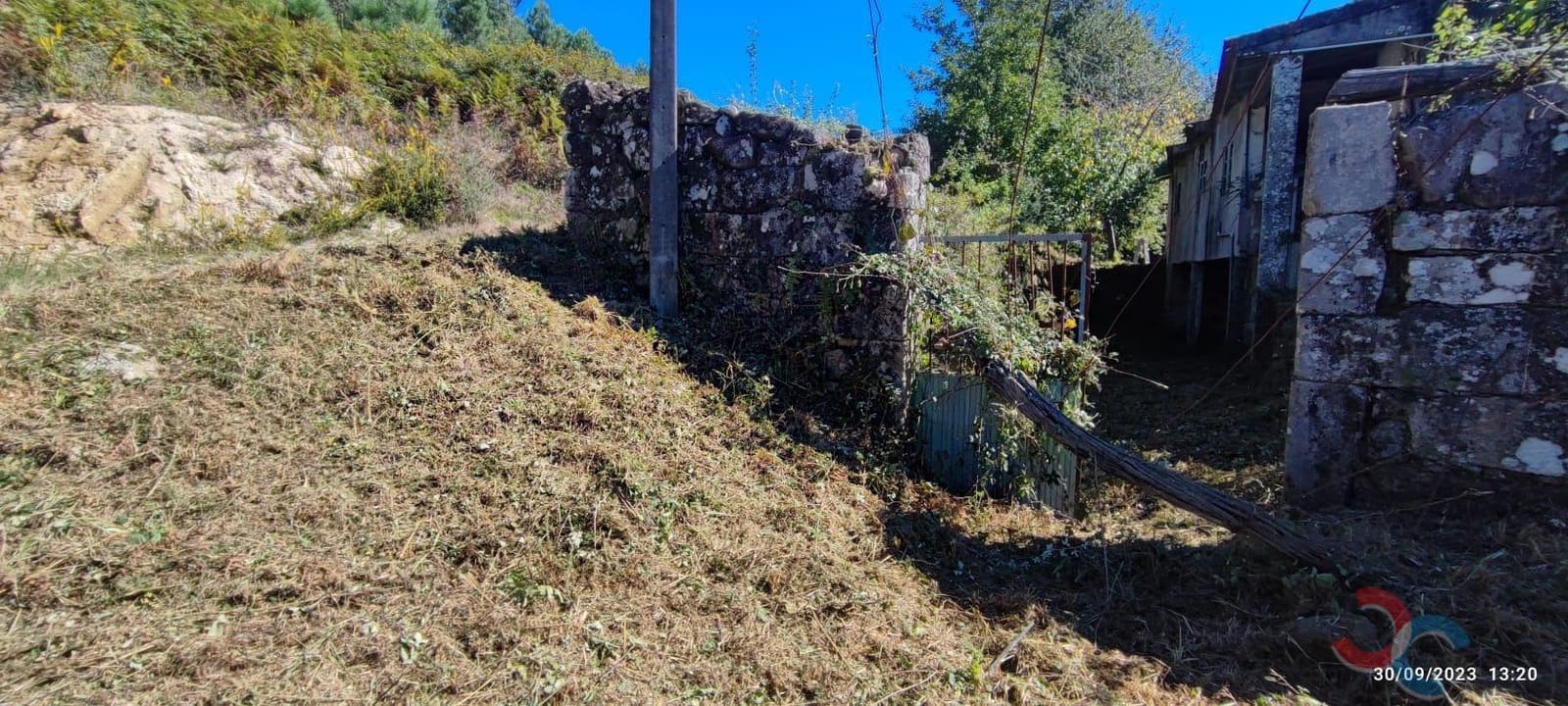 4 soverom Finca/Herregård til salgs i Campo Lameiro med garasje - € 59 000 (Ref: 4832923)