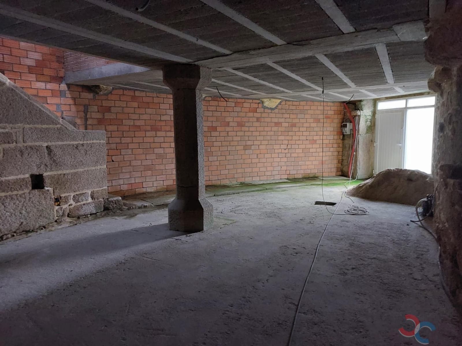 3 soverom Hus til salgs i A Lama med garasje - € 80 000 (Ref: 5048689)