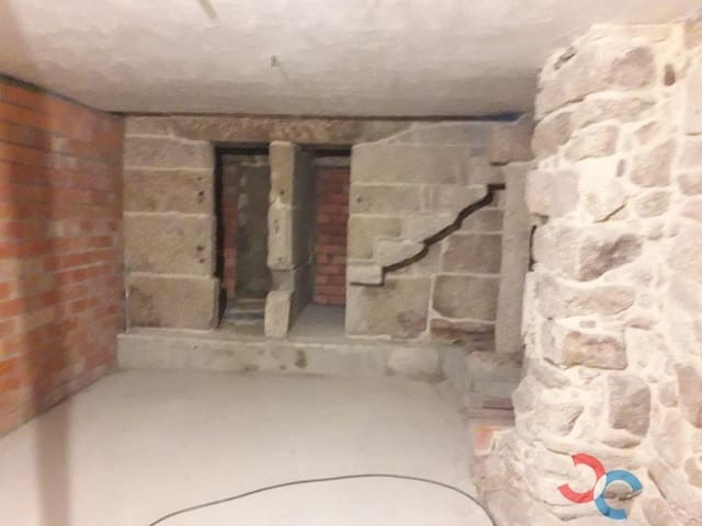 3 chambre Maison de Ville à vendre à A Lama avec garage - 80 000 € (Ref: 5048689)