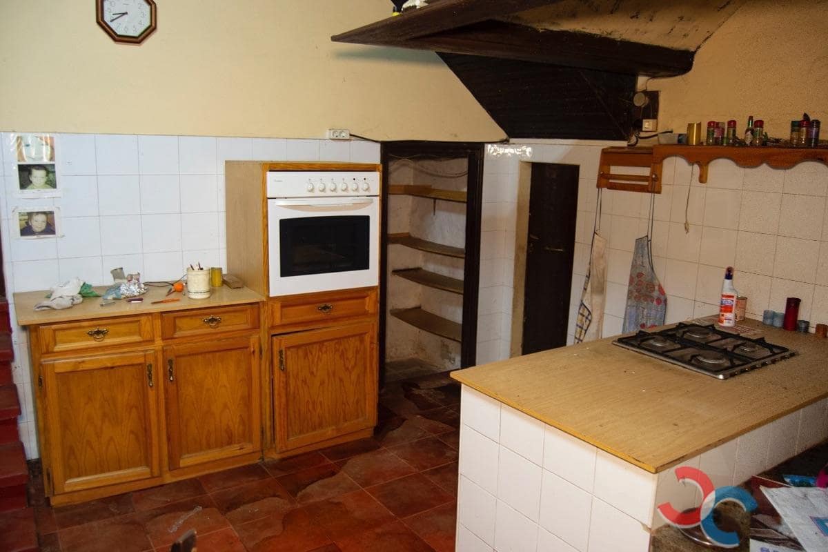 5 slaapkamer Finca/Landhuis te koop in Vila de Cruces met garage - € 320.000 (Ref: 5209699)