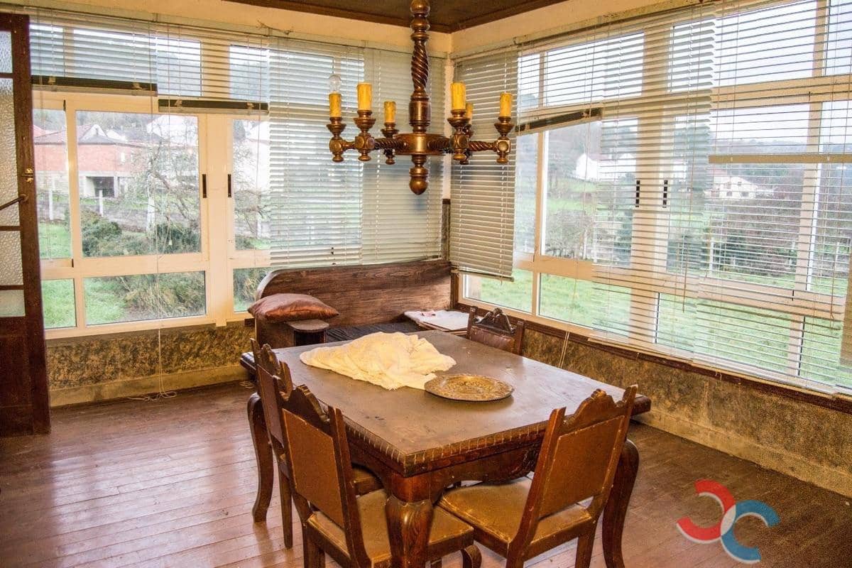 5 bedroom Finca/Country House for sale in Vila de Cruces with garage - € 320,000 (Ref: 5209699)