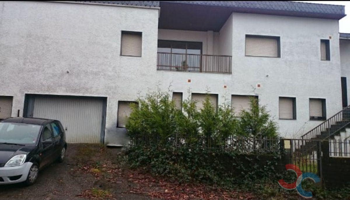 Villa til salg i Avion med garage - € 1.000.000 (Ref: 5225630)