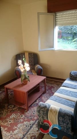 4 bedroom Townhouse for sale in A Estrada - € 110,000 (Ref: 5289770)