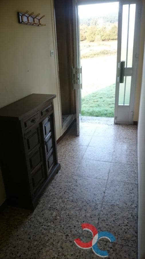 4 bedroom Townhouse for sale in A Estrada - € 110,000 (Ref: 5289770)