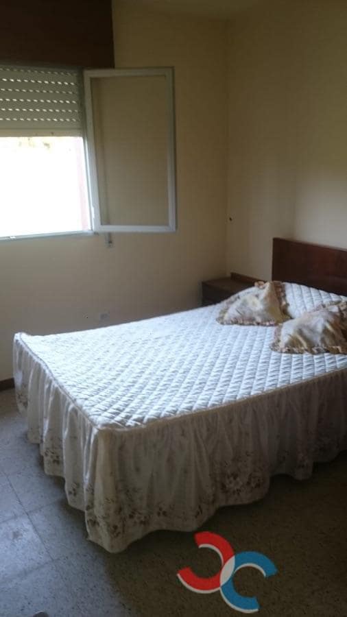 4 bedroom Townhouse for sale in A Estrada - € 110,000 (Ref: 5289770)