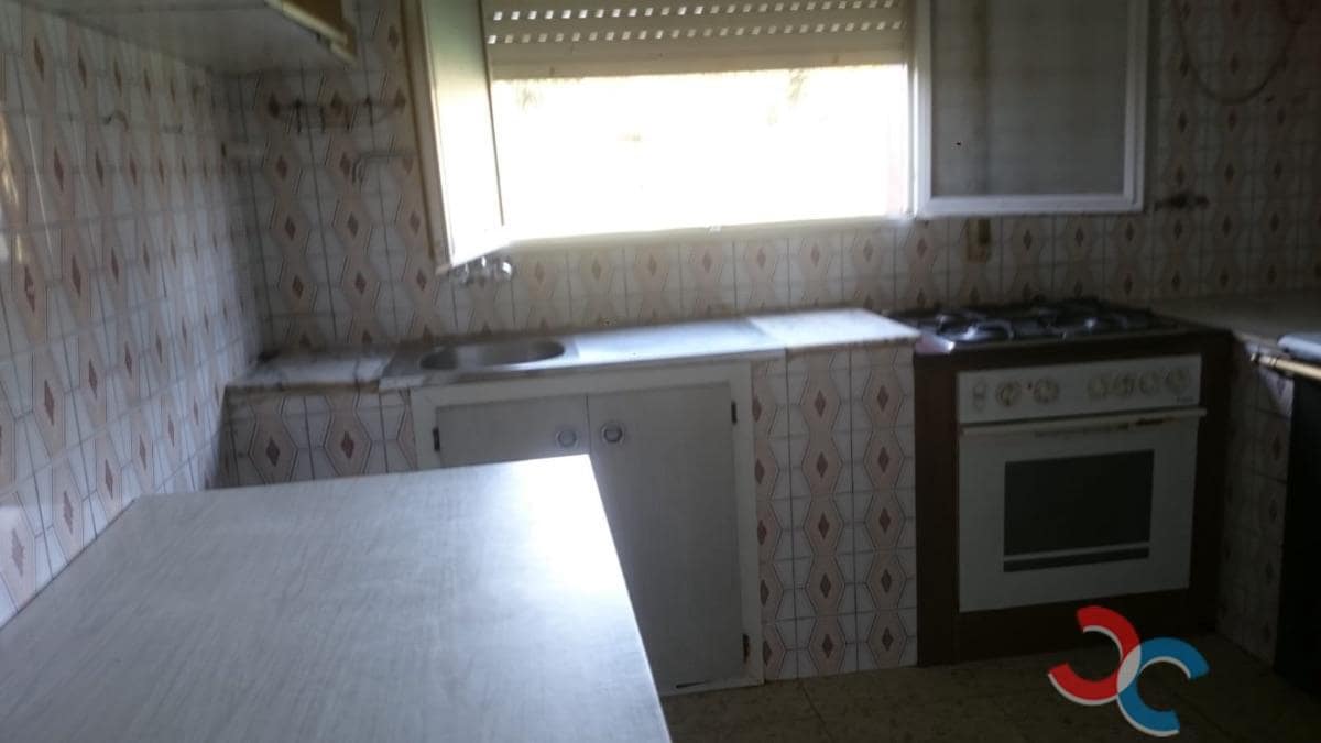 4 bedroom Townhouse for sale in A Estrada - € 110,000 (Ref: 5289770)