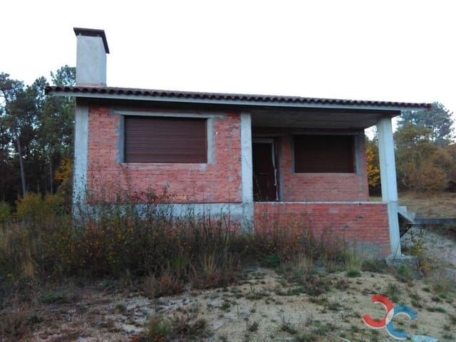 3 bedroom Finca/Country House for sale in Salvaterra de Miño - € 160,000 (Ref: 5327390)