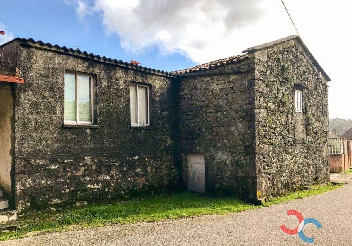 8 chambre Finca/Maison de Campagne à vendre à Oia avec garage - 260 000 € (Ref: 5381019)